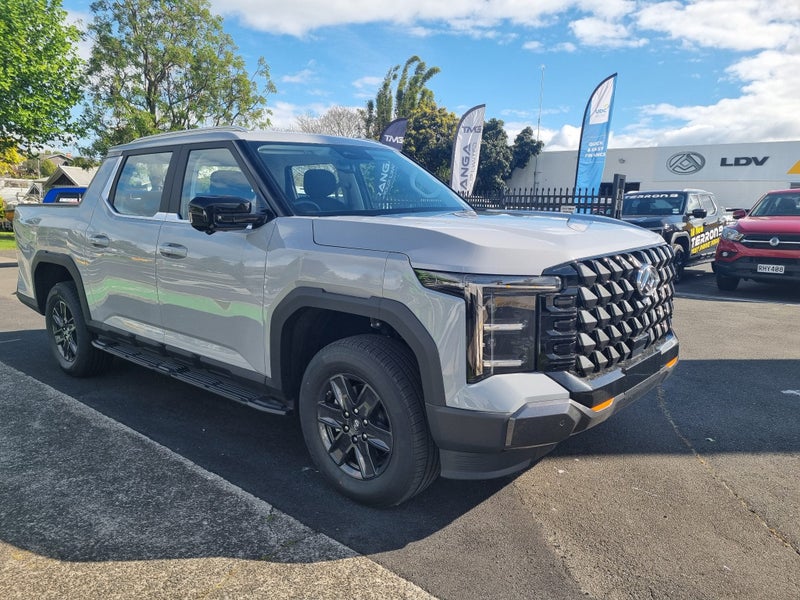 2025 LDV Terron 9 Elite 2.5TD Auto 4 x 4 Auto