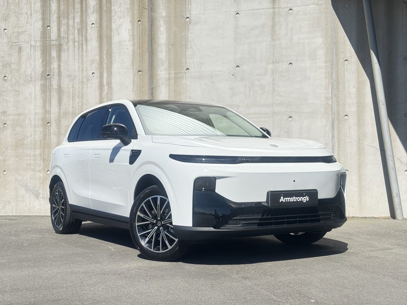 2025 Leapmotor B10 Design 67Kwh/Ev/At