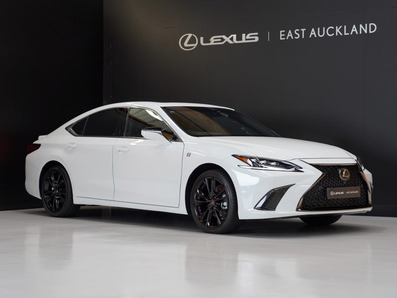 2025 Lexus ES 300h F Sport 2.5P HV ECVT FWD
