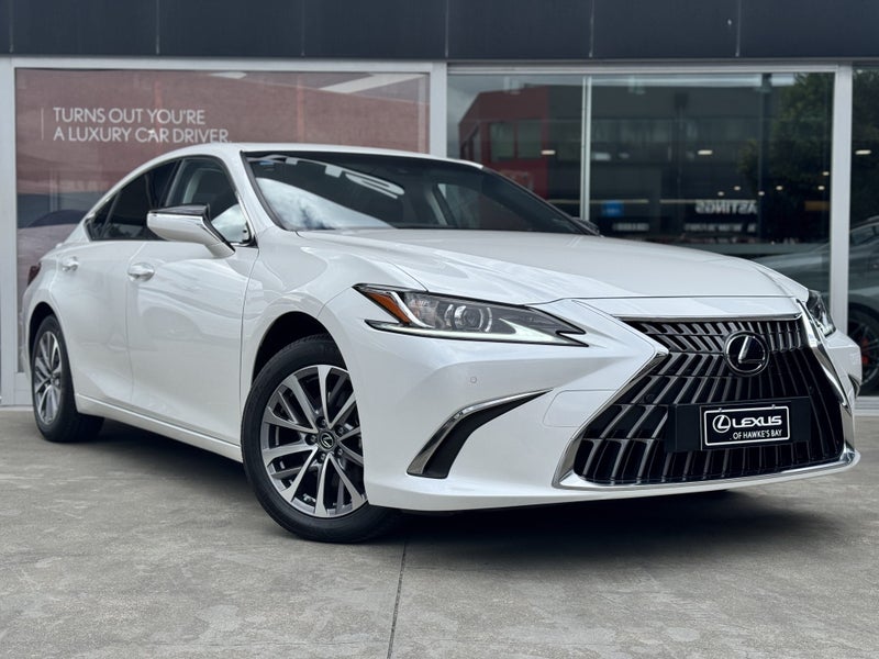 2025 Lexus ES 300h Premium 2.5L Hybrid