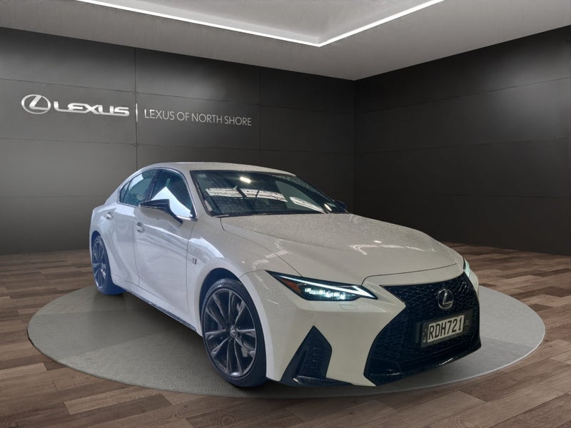 2025 Lexus IS 300h F Sport 2.5L Hybrid 2WD Sedan