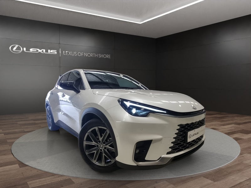 2025 Lexus LBX Relax 1.5L Hybrid FWD SUV