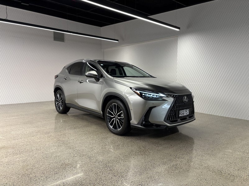2025 Lexus NX 350h Limited 2.5P HEV ECVT AWD
