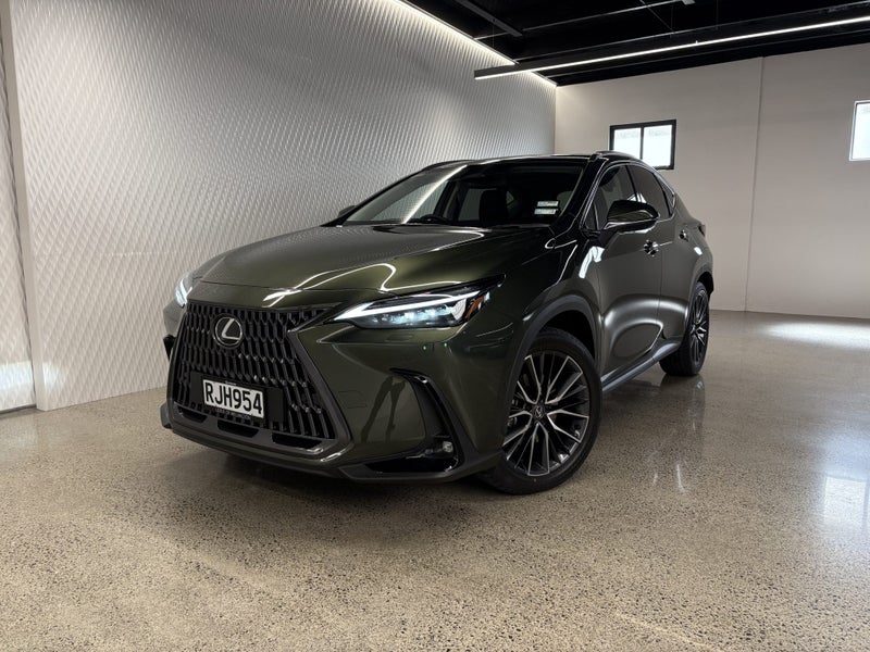 2025 Lexus NX 450h+ Limited 2.5P PHEV ECVT AWD