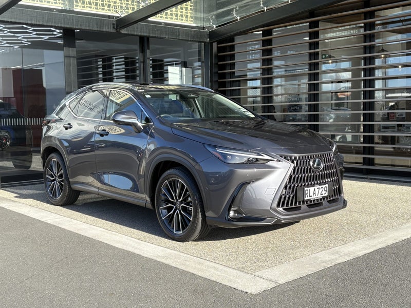 2025 Lexus NX 450h+ Limited AWD