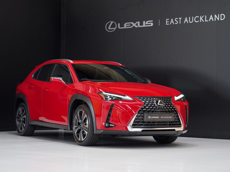 2025 Lexus UX 300h Limited 2.0P HV ECVT FWD