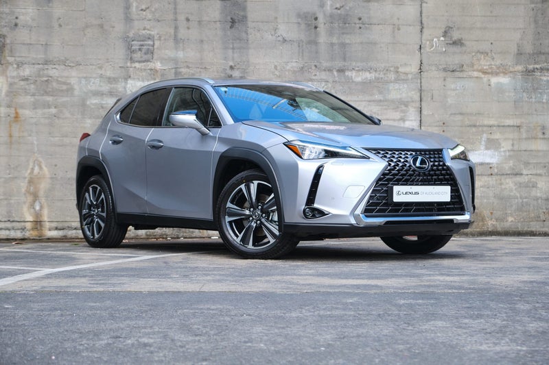 2025 Lexus UX 300h Limited FWD