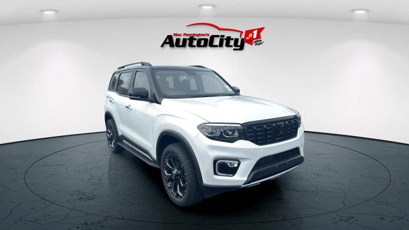 2025 Mahindra Scorpio N Z8l 2.2Dt/4Wd/6At