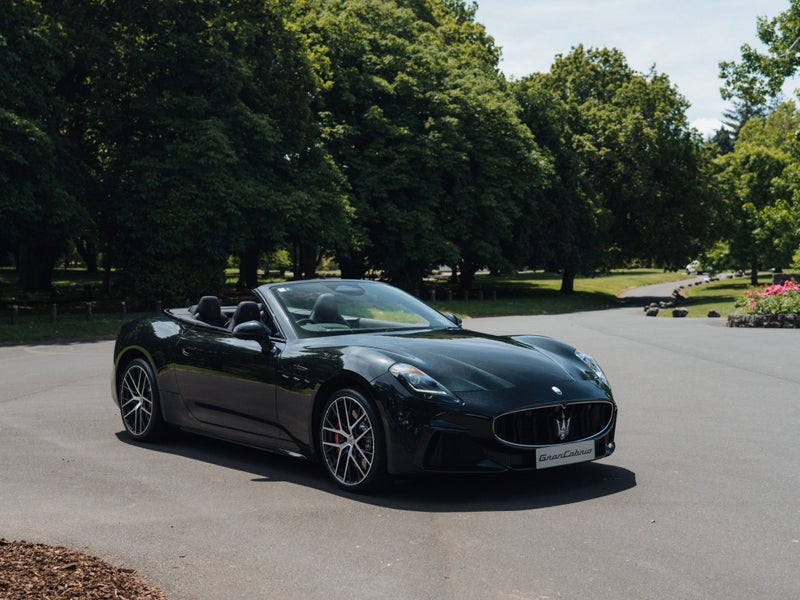 2025 Maserati GranCabrio Trofeo 3.0P V6 Bi-Turb...