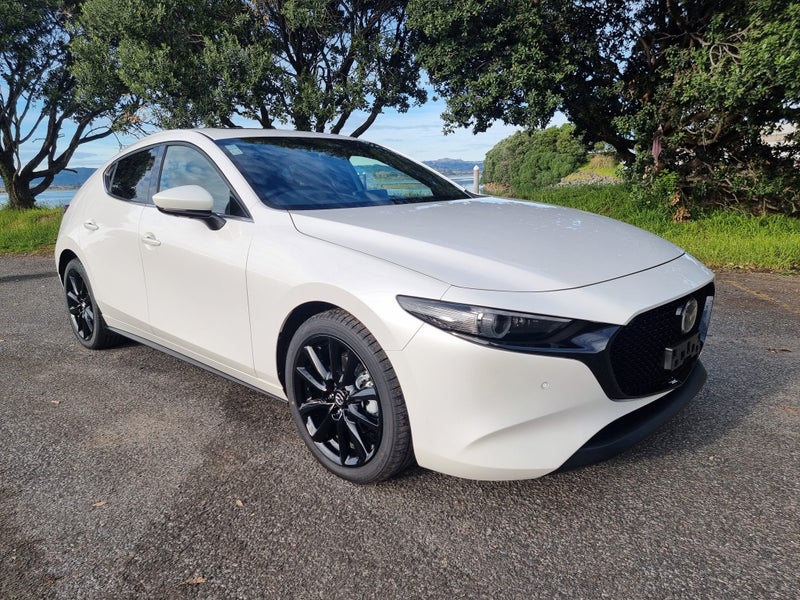 2025 Mazda 3 Homura Hatch 2.5 6AT