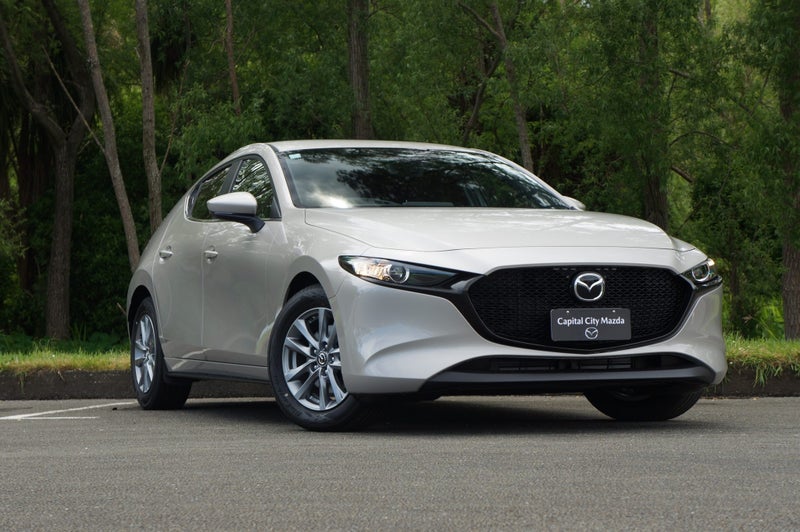 2025 Mazda 3 L HATCH 2.0 GSX 6AT