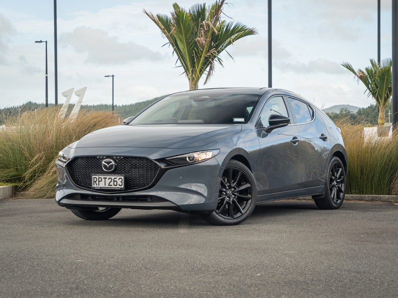 2025 Mazda 3 SP25 2.5
