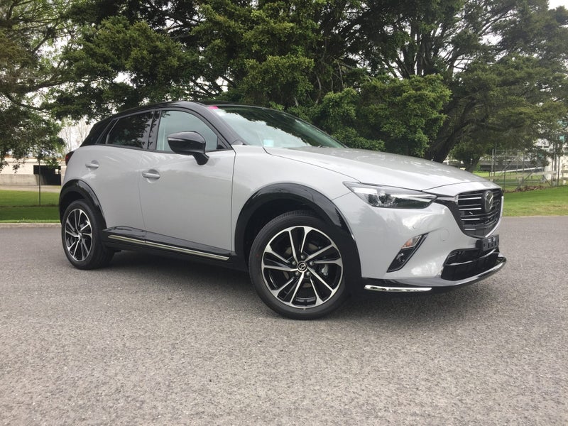 2025 Mazda CX-3 SP20