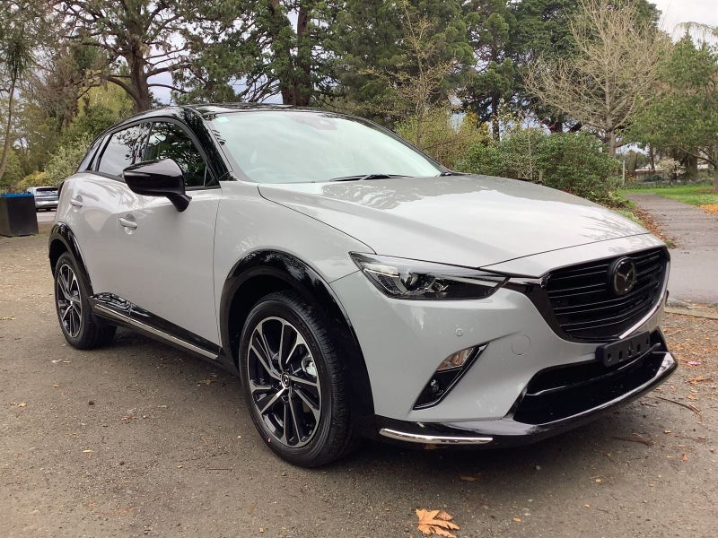 2025 Mazda CX-3 SP20