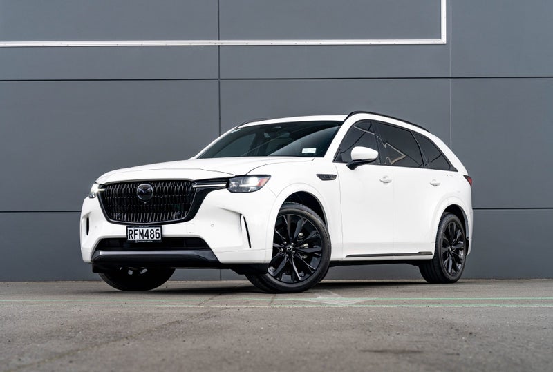 2025 Mazda CX-90 2025 CX-90 Takami 3.3 Hybrid B...