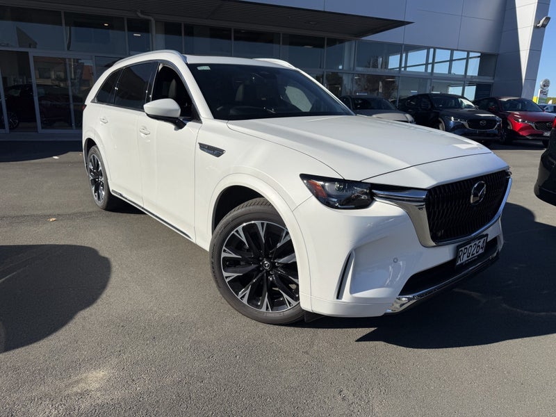 2025 Mazda CX-90 A AWD TAKAMI 3.3 8AT PETROL