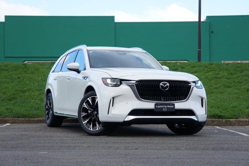 2025 Mazda CX-90 AWD 3.3L Takami 8AT M Hybrid