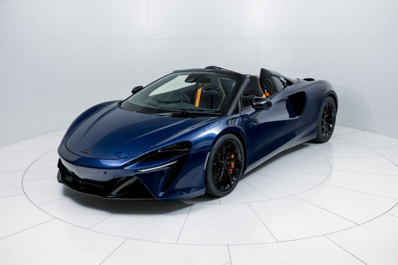 2025 McLaren Artura Spider
