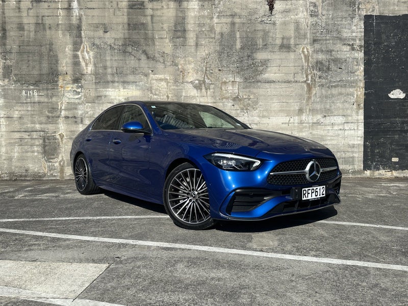 2025 Mercedes-Benz C 300 C -Class 2.0PMH/9AT