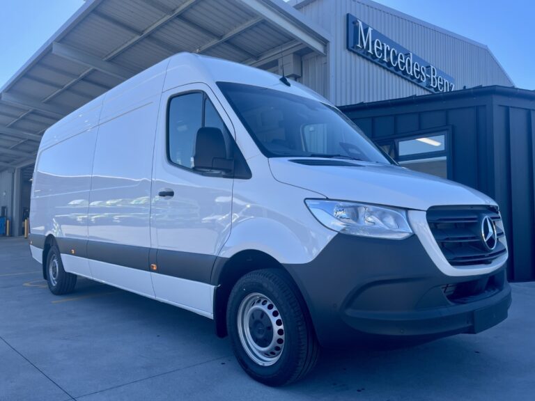 2025 Mercedes-Benz Sprinter 315 LWB Van Camper...