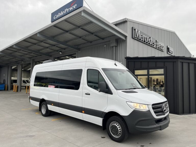 2025 Mercedes-Benz Sprinter 519 Minibus 17 Seats