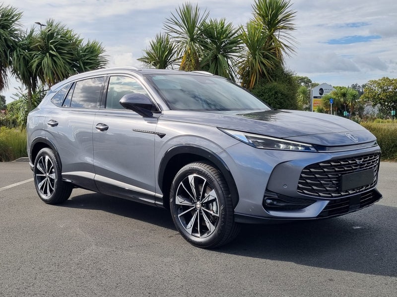 2025 MG HS Essence 1.5Pht/3Hd