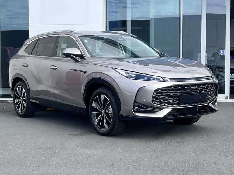 2025 MG HS Essence 1.5Pht/3Hd