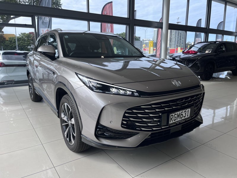 2025 MG HS Essence 1.5Pt