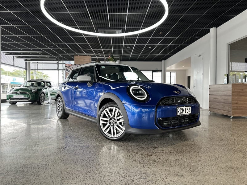 2025 MINI Cooper C 5 Door