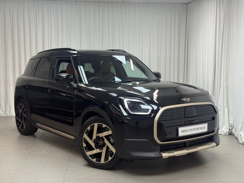 2025 MINI Countryman Countryman E Favoured