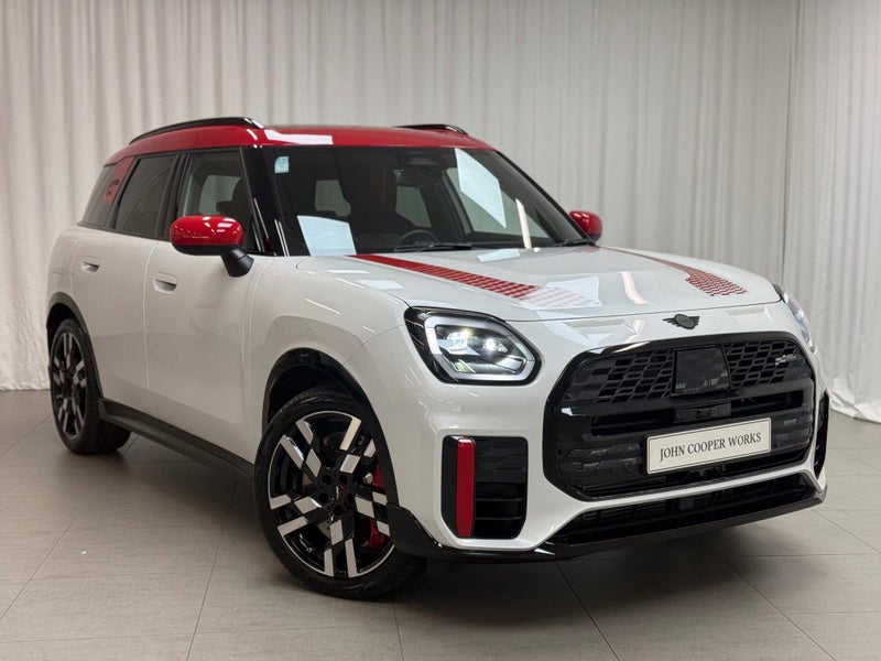 2025 MINI Countryman Countryman JCW ALL4 Favoured