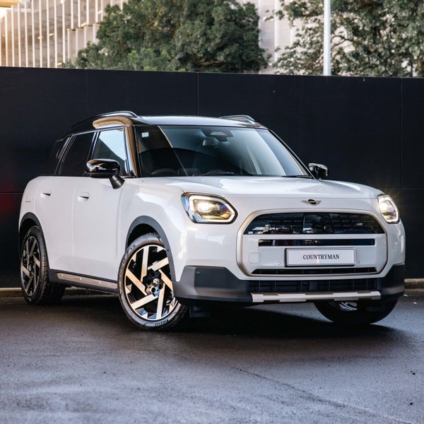 2025 MINI Countryman E Favoured