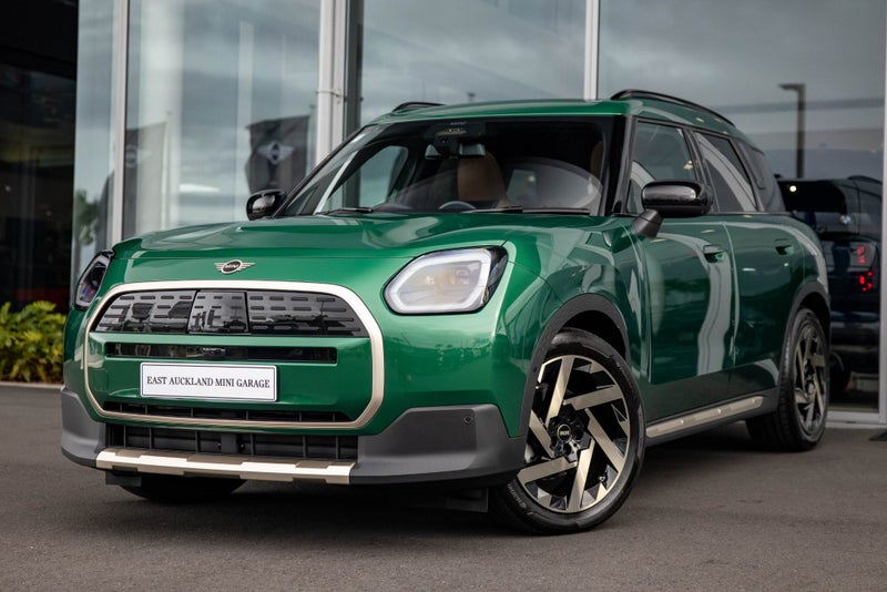 2025 MINI Countryman E Full Electric Favoured Trim