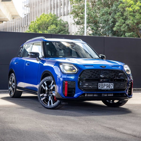 2025 MINI Countryman JCW ALL4 Classic Pack
