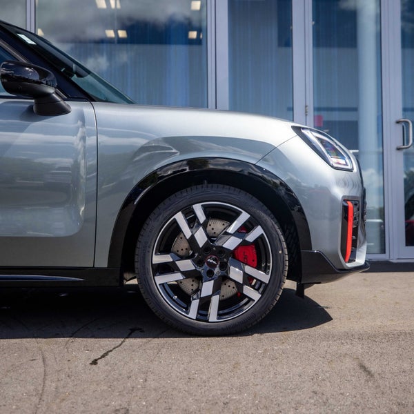 2025 MINI Countryman JCW ALL4 Favoured (High Spec)