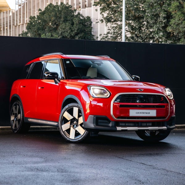 2025 MINI Countryman S Favoured