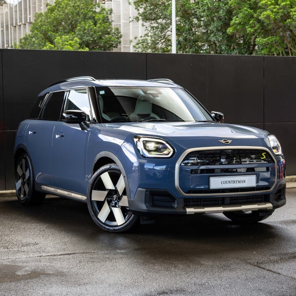 2025 MINI Countryman SE ALL4 Favoured
