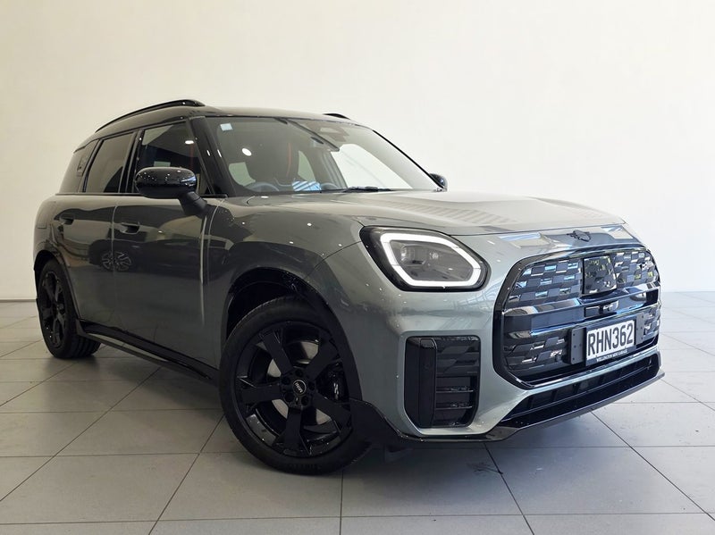 2025 MINI Countryman SE All4 JCW Sport