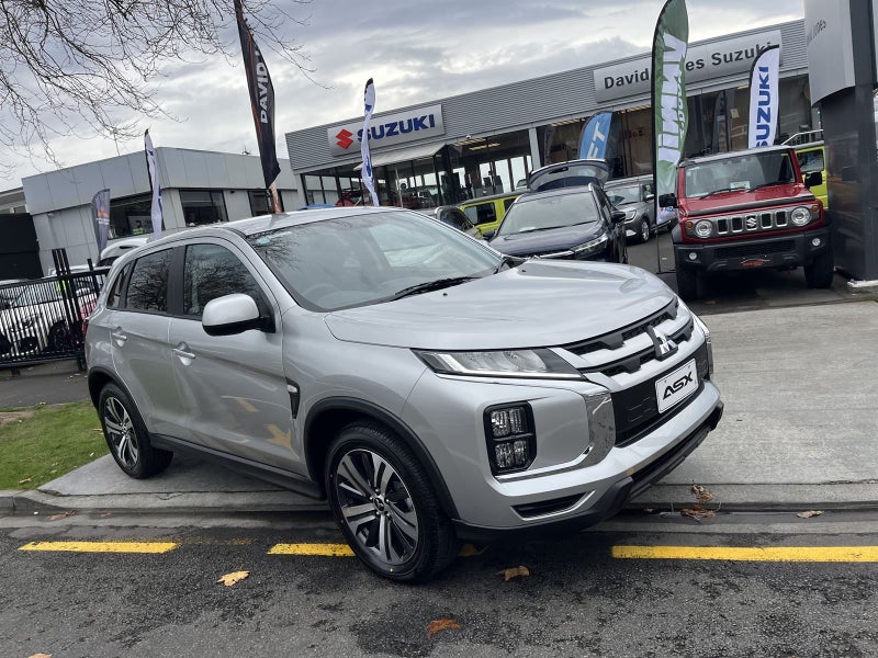 2025 Mitsubishi ASX LS