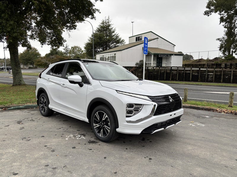 2025 Mitsubishi Eclipse Cross VRX 1.5PT/4WD/8CV...