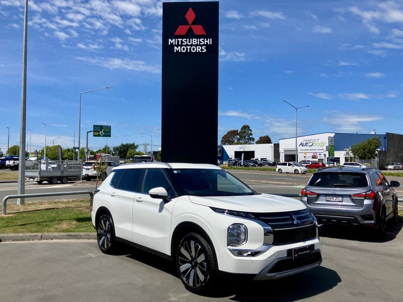 2025 Mitsubishi Outlander 2.5P XLS 4WD CVT