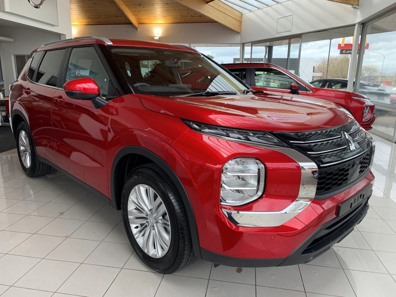 2025 Mitsubishi Outlander LS 2.5P/CVT