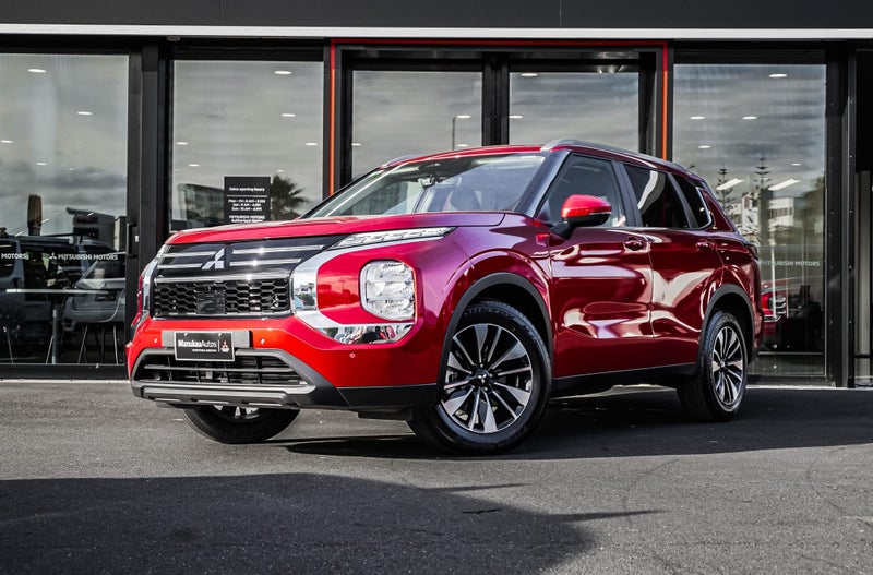 2025 Mitsubishi Outlander LS 2WD