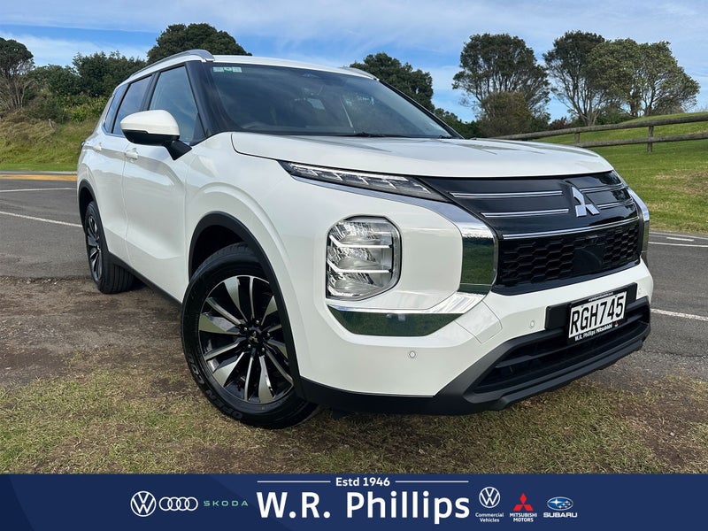2025 Mitsubishi Outlander LS 2WD