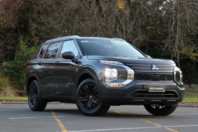2025 Mitsubishi Outlander LS 4WD (S-AWC)