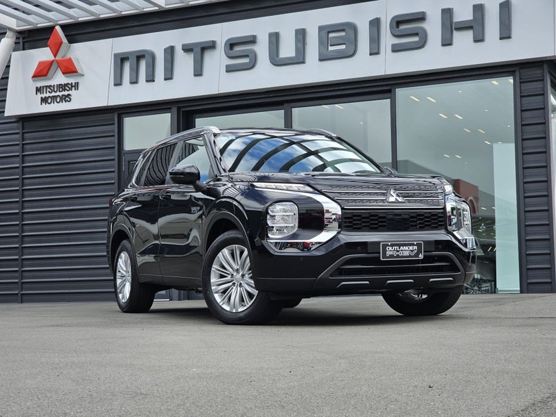2025 Mitsubishi Outlander LS PHEV AWD 2.4P