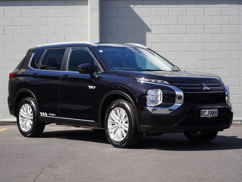 2025 Mitsubishi Outlander PHEV LS 4WD