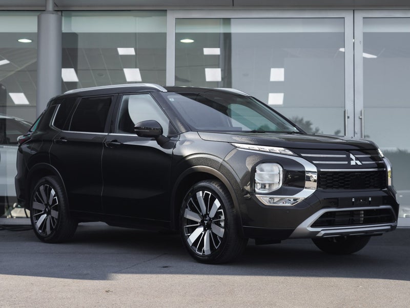 2025 Mitsubishi Outlander VRX 2.5 PETROL 2WD 7...