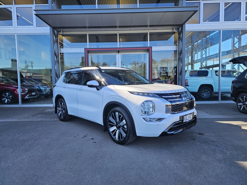 2025 Mitsubishi Outlander VRX 2.5P/4WD/CVT