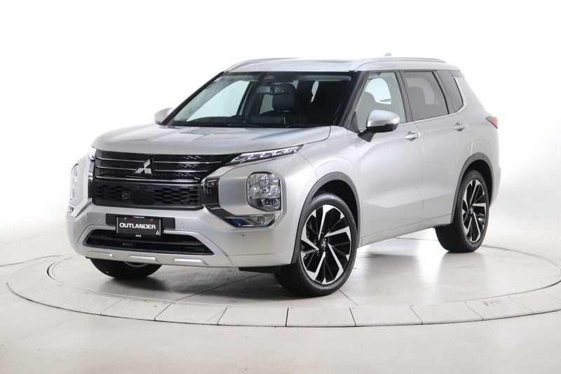 2025 Mitsubishi Outlander VRX 2WD